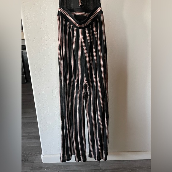 Joie Briselle Linen Jumpsuit, Vertical Stripes, Wide Leg & Exposed Back—Size XS• - Picture 8 of 16